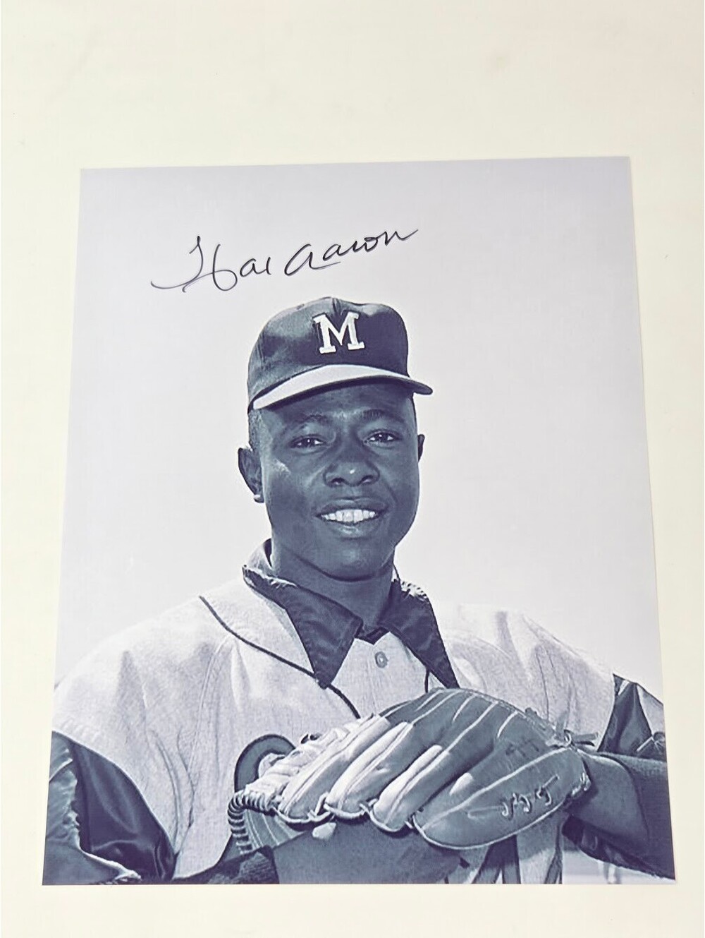 Hank Aaron Signed Black And White Baseball Photograph In Milwaukee Uniform
